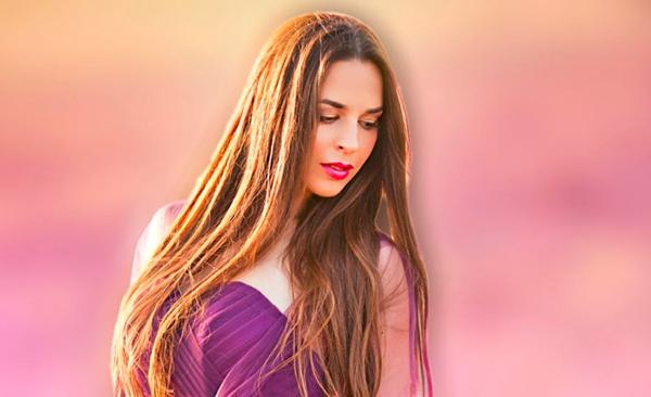 Blurred - Blur Photo Editor DSLR Image Background is one of the Best Apps to Blur Photo Background.